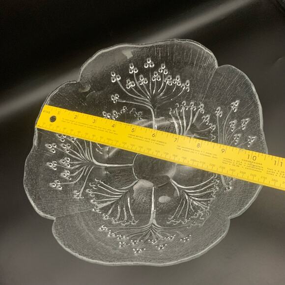 Vintage Dansk Floriform Scalloped Glass Serving Bowl Italy - Picture 7 of 8